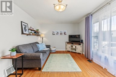 553 SPRUCE STREET Collingwood Ontario photo 9