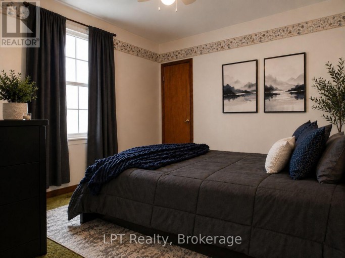 256 FAREWELL STREET, Oshawa (Donevan), Ontario, L1H6L9