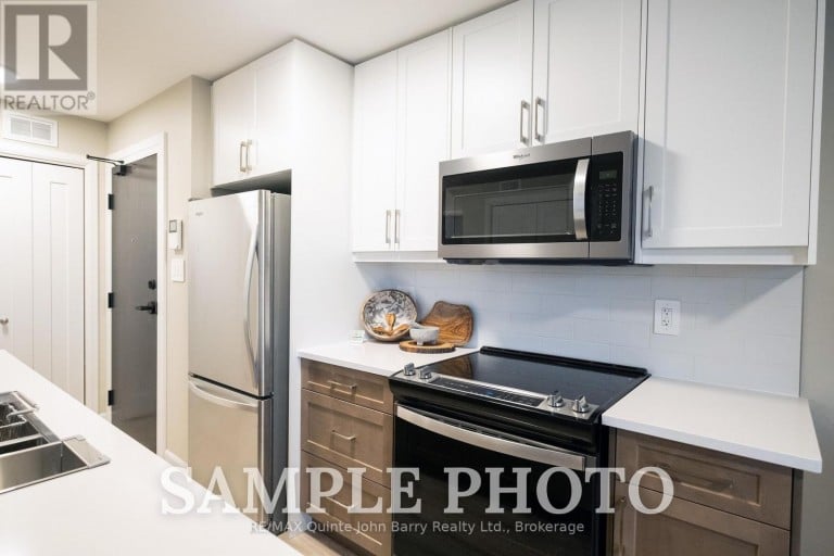 206-10 HILLSIDE MEADOW DRIVE, Quinte West (Murray Ward), Ontario, K8V0J7