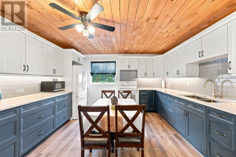 1695 HORSESHOE LAKE ROAD, Minden Hills (Minden), Ontario, K0M2K0