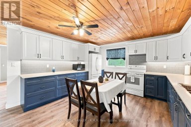 1695 HORSESHOE LAKE ROAD Minden Hills (Minden) Ontario photo 9