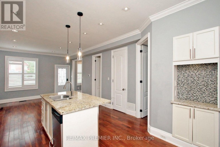 226 RITSON ROAD S, Oshawa (Central), Ontario, L1H5H7