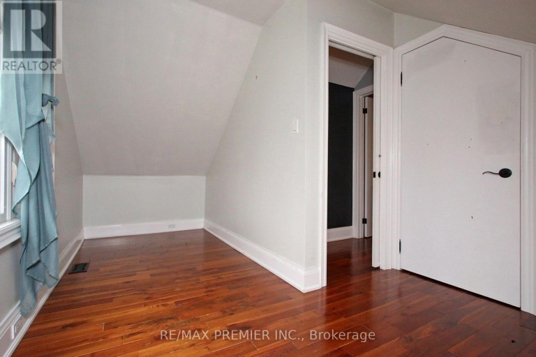 226 RITSON ROAD S, Oshawa (Central), Ontario, L1H5H7