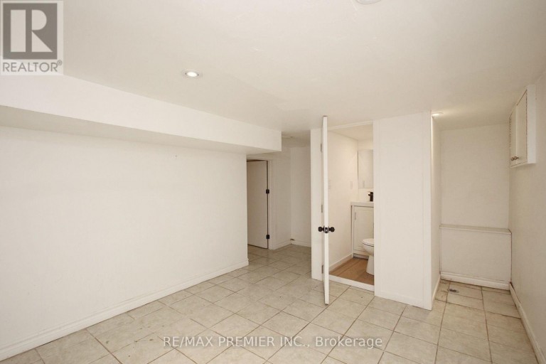 226 RITSON ROAD S, Oshawa (Central), Ontario, L1H5H7