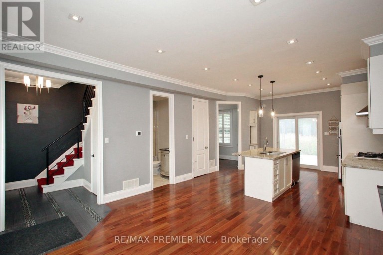 226 RITSON ROAD S, Oshawa (Central), Ontario, L1H5H7