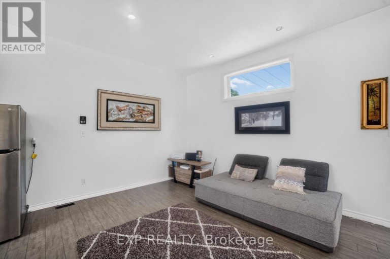140 BOULLEE STREET, London East (East C), Ontario, N5Y1T7