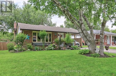 330 WAVERLY STREET N Oshawa (McLaughlin) Ontario photo 2