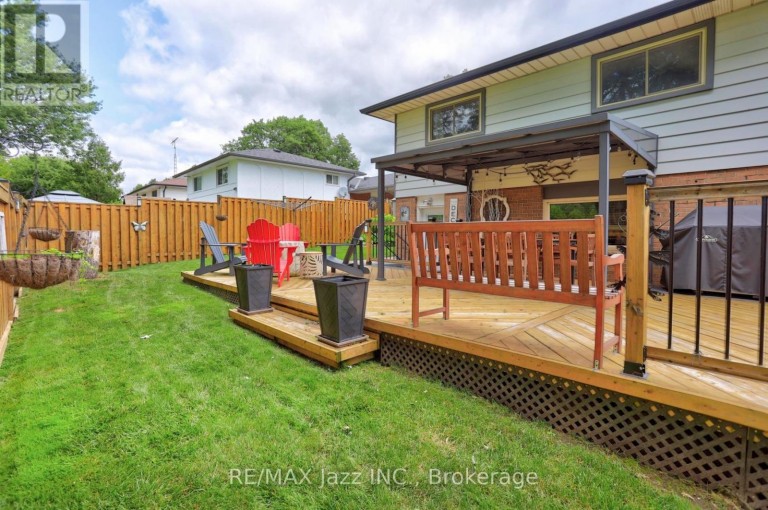 330 WAVERLY STREET N, Oshawa (McLaughlin), Ontario, L1J5W1