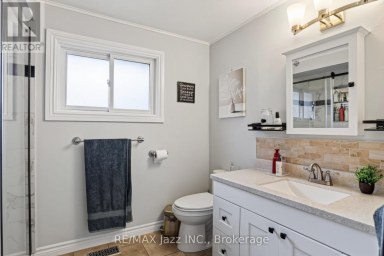 330 WAVERLY STREET N Oshawa (McLaughlin) Ontario photo 36