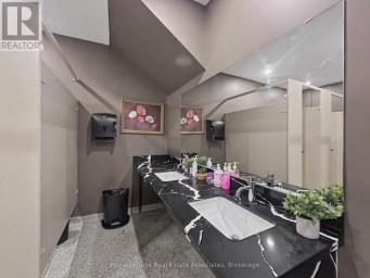 1850 DUNDAS STREET Mississauga (Dixie) Ontario photo 21