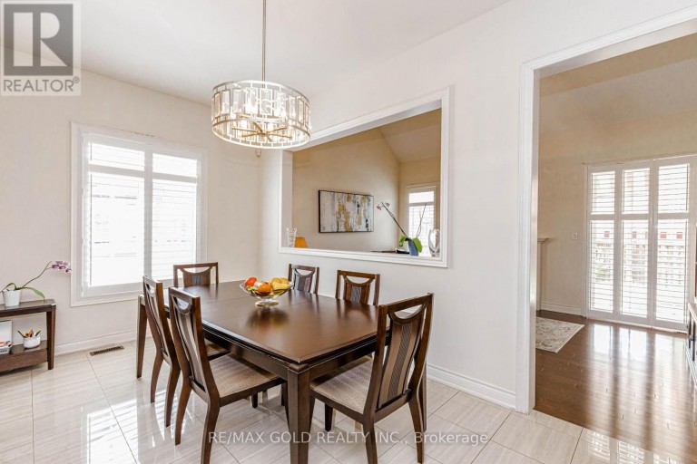 10 FALKLAND ROAD, Brampton (Toronto Gore Rural Estate), Ontario, L6P4C3