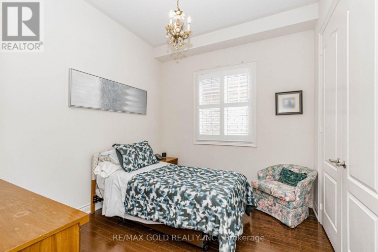 10 FALKLAND ROAD, Brampton (Toronto Gore Rural Estate), Ontario, L6P4C3