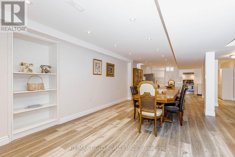 10 FALKLAND ROAD, Brampton (Toronto Gore Rural Estate), Ontario, L6P4C3