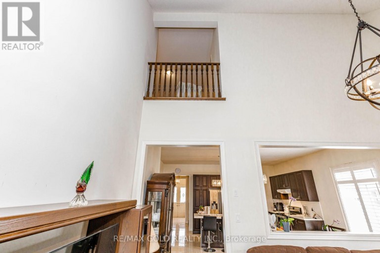 10 FALKLAND ROAD, Brampton (Toronto Gore Rural Estate), Ontario, L6P4C3