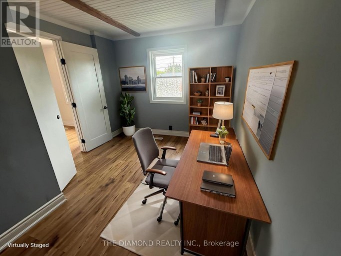 40 ST PATRICK STREET, Kawartha Lakes (Lindsay), Ontario, K9V1R2