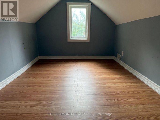 40 ST PATRICK STREET, Kawartha Lakes (Lindsay), Ontario, K9V1R2