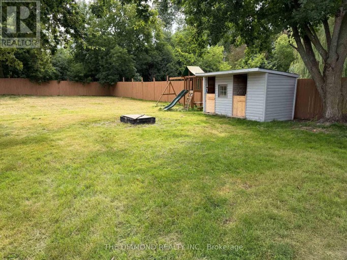 40 ST PATRICK STREET, Kawartha Lakes (Lindsay), Ontario, K9V1R2
