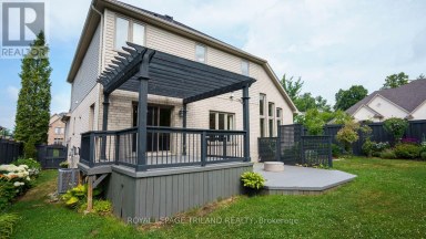 1310 SHORE ROAD London South (South A) Ontario photo 34
