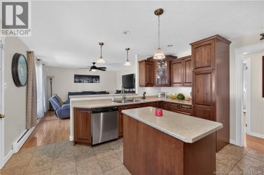 380 Sunset Avenue Miramichi New Brunswick photo 11