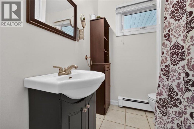 380 Sunset Avenue, Miramichi, New Brunswick, E1V1A4