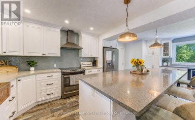 23 WEST COVE Cambridge Ontario photo 18
