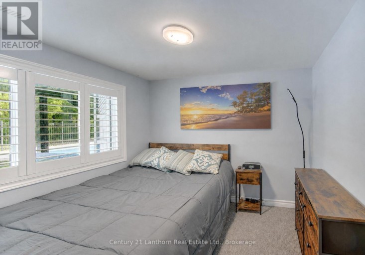 23 WEST COVE, Cambridge, Ontario, N1S3R6