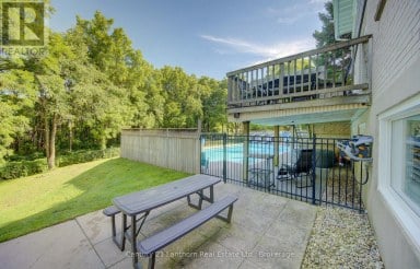23 WEST COVE Cambridge Ontario photo 40