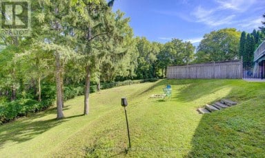 23 WEST COVE Cambridge Ontario photo 41