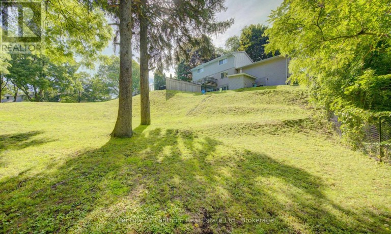 23 WEST COVE, Cambridge, Ontario, N1S3R6