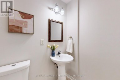 15 RIBBLESDALE DRIVE Whitby (Pringle Creek) Ontario photo 12