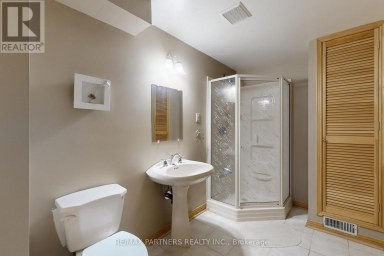 15 RIBBLESDALE DRIVE Whitby (Pringle Creek) Ontario photo 35