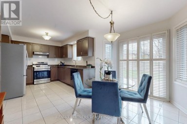 15 RIBBLESDALE DRIVE Whitby (Pringle Creek) Ontario photo 8