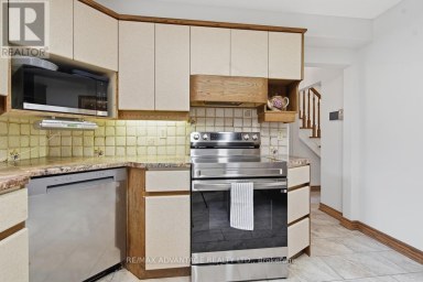 35 COWAN PLACE London South (South R) Ontario photo 14