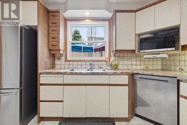 35 COWAN PLACE London South (South R) Ontario photo 15