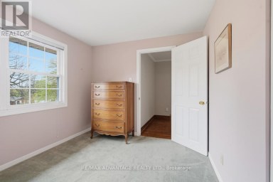 35 COWAN PLACE London South (South R) Ontario photo 33