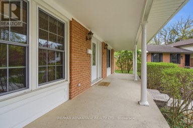 35 COWAN PLACE London South (South R) Ontario photo 4