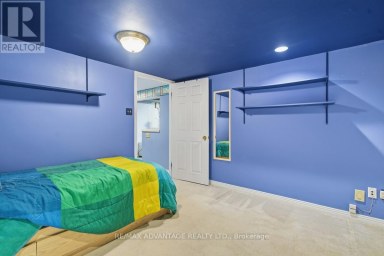 35 COWAN PLACE London South (South R) Ontario photo 40