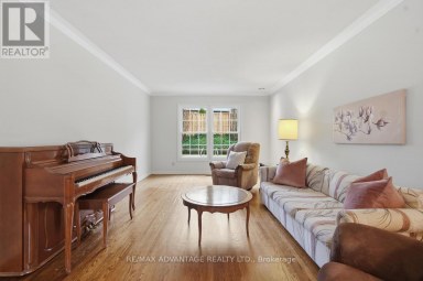 35 COWAN PLACE London South (South R) Ontario photo 8