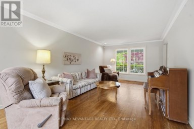 35 COWAN PLACE London South (South R) Ontario photo 9