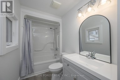 186 VICTORIA STREET Southwest Middlesex (Glencoe) Ontario photo 12