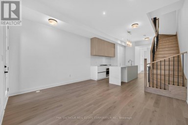 101 ALTON CRESCENT Vaughan (Uplands) Ontario photo 3