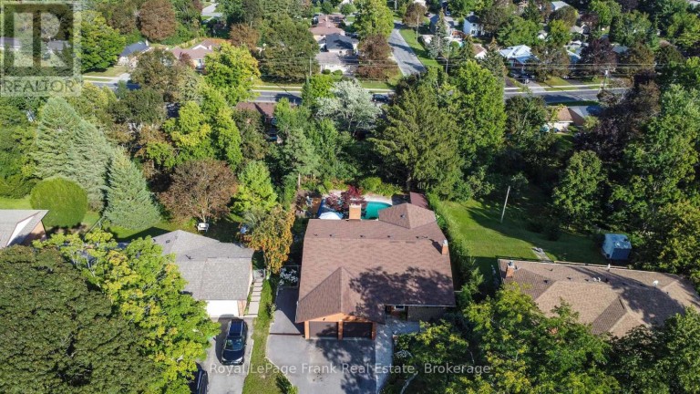 1561 CHERRYHILL ROAD, Peterborough (Monaghan Ward 2), Ontario, K9K1A7