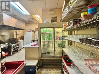 UNIT 2 - 3232 STEELES AVENUE W Vaughan (Concord) Ontario photo 5