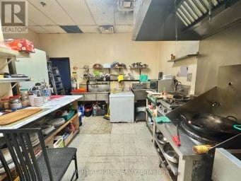 UNIT 2 - 3232 STEELES AVENUE W Vaughan (Concord) Ontario photo 7