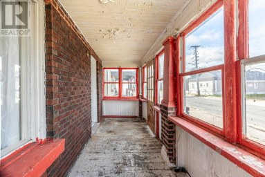 30 Wellington ST E Sault Ste. Marie Ontario photo 11