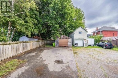 30 Wellington ST E Sault Ste. Marie Ontario photo 3