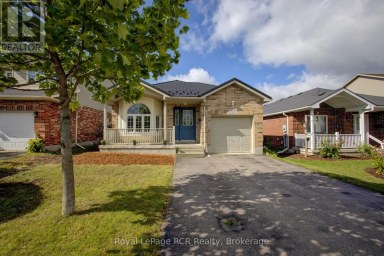 952 GZOWSKI STREET Centre Wellington (Fergus) Ontario photo 1
