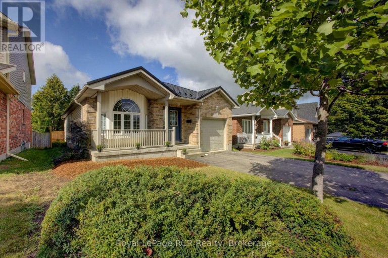 952 GZOWSKI STREET, Centre Wellington (Fergus), Ontario, N1M3V9