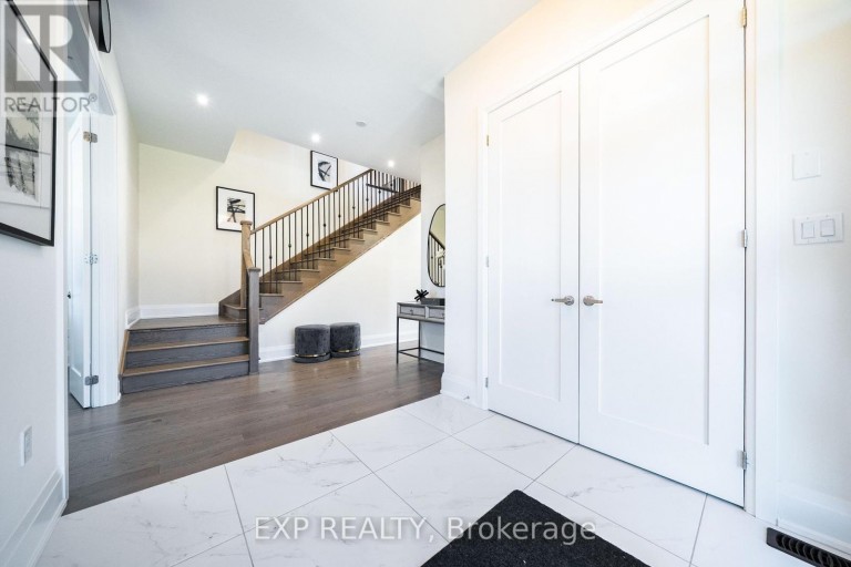 38 BUD LEGGETT CRESCENT, Georgina (Keswick South), Ontario, L4P0T1