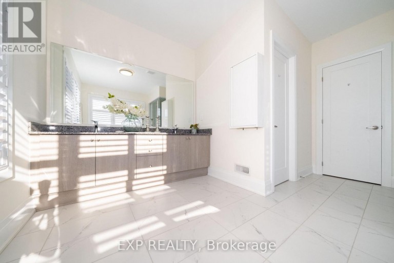 38 BUD LEGGETT CRESCENT, Georgina (Keswick South), Ontario, L4P0T1